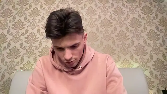 denlover1 online show from 02.18.25