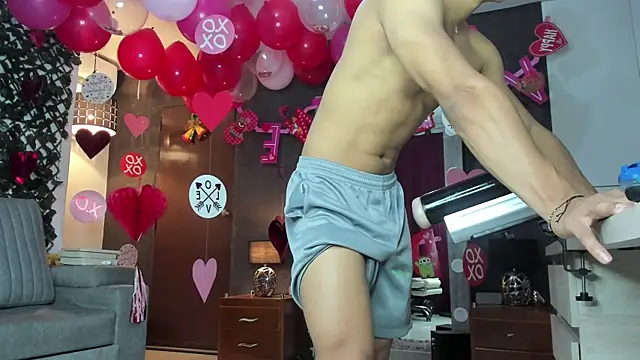 Snapshot of _EUFRATES_ chatting on 02.04.25 EUFRATES online show from 02.04.25