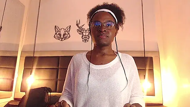 candy lovee69 online show from 12.15.25