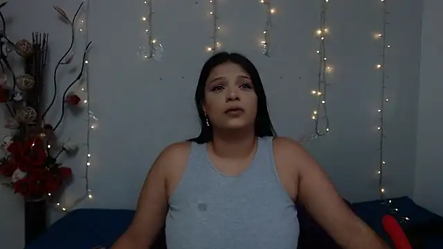 Nicol Love0 online show from 01.10.25