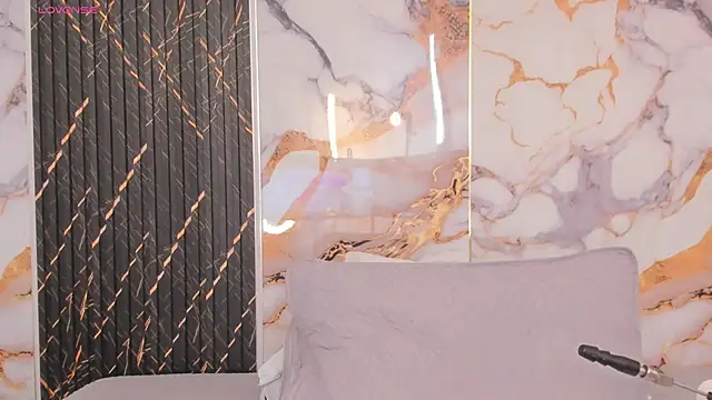 Alyson-a online show from 01.08.26