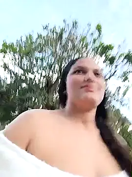 girl milk1 online show from 10.22.25