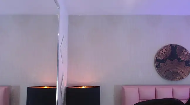 Snapshot of Zoe_Vixen chatting on 02.25.25 Zoe Vixen online show from 02.25.25