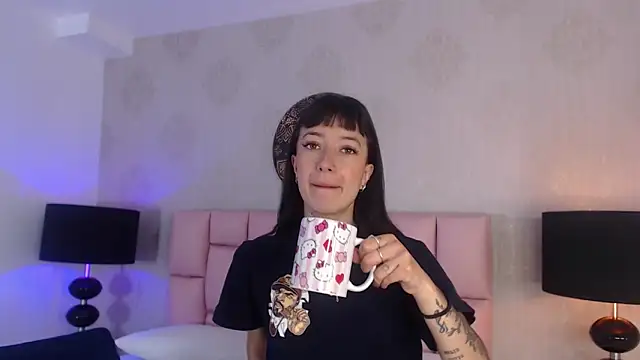 Snapshot of Zoe_Vixen chatting on 02.27.25 Zoe Vixen online show from 02.27.25