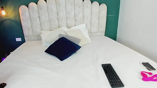 mayragonzpe   online show from 10.04.25