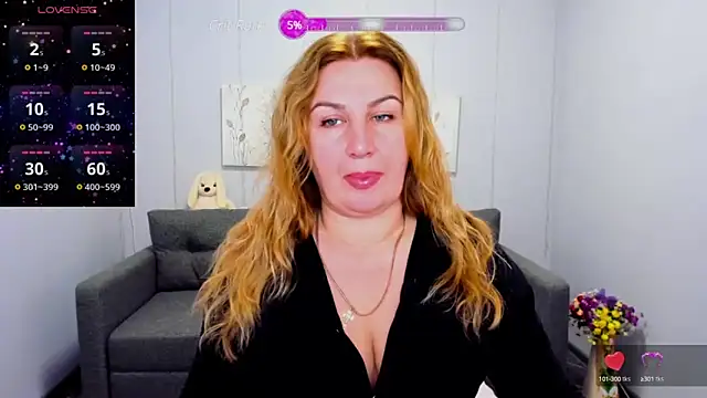 Lili Crossi online show from 12.12.24