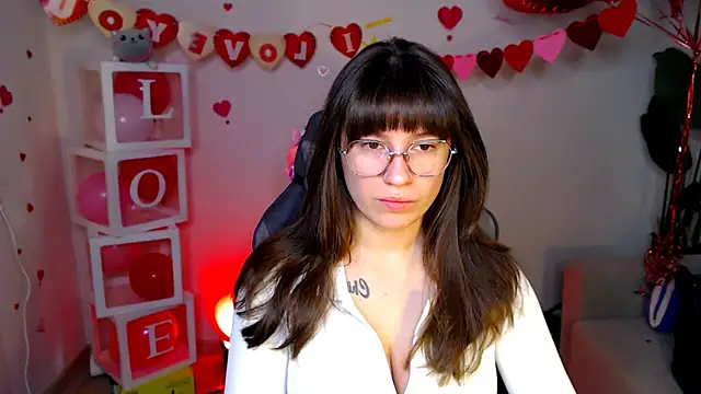 M Sensual online show from 02.12.26