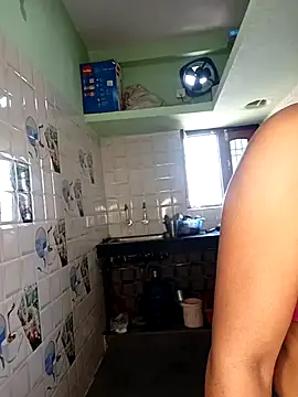 Snapshot of Jiya-Sexy chatting on 10.15.25 Jiya-Sexy online show from 10.15.25