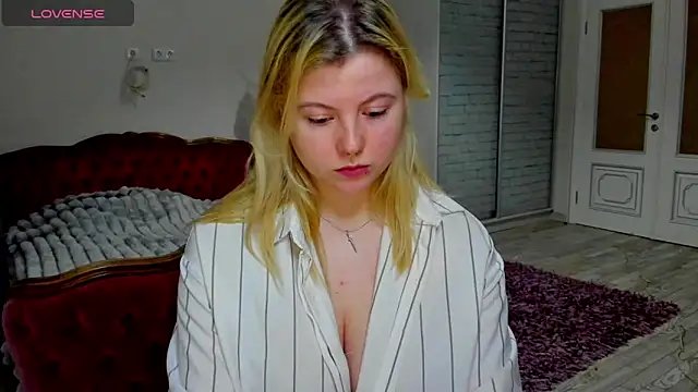 LillyDepp online show from 12.01.25