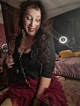 GypsyEsmeralda online show from 03.04.26