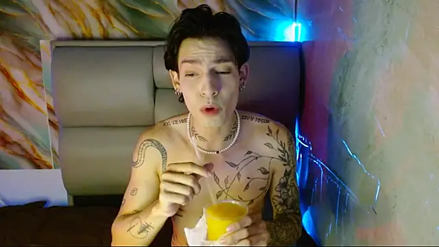 Apolo Hidalgo01 online show from 09.14.25