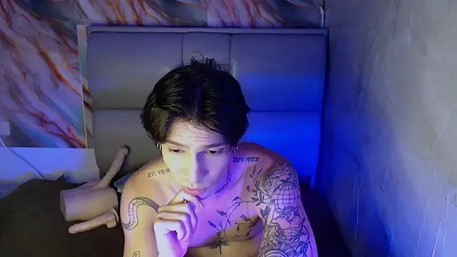 Apolo Hidalgo01 online show from 10.01.25