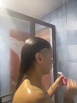 Andi9  online show from 02.23.25