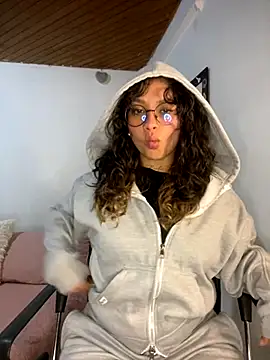 Andi9  online show from 10.08.25