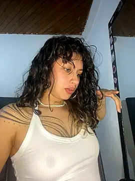 Andi9  online show from 10.23.25