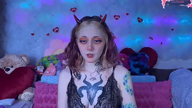 Snapshot of _Devill_Baby chatting on 02.21.26 Devill Baby online show from 02.21.26