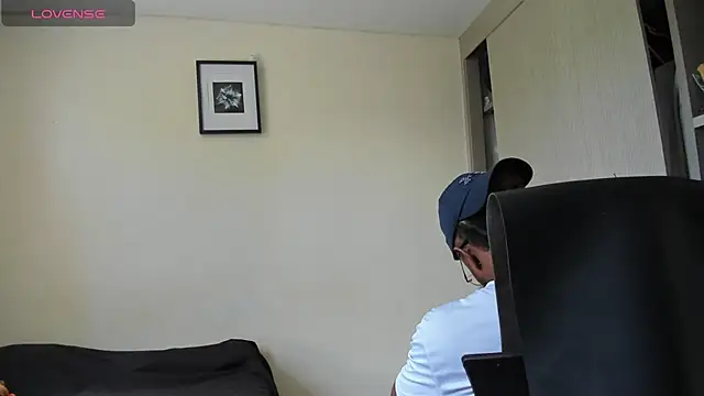 AdonisKnight online show from 09.15.25