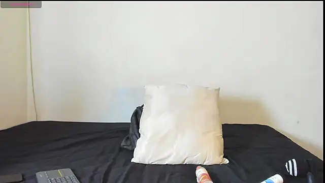 Snapshot of AdonisKnight chatting on 11.27.25 AdonisKnight online show from 11.27.25