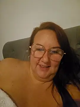 Bekahblows online show from 10.06.25