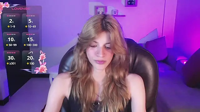 Nora Vennucci online show from 02.12.25