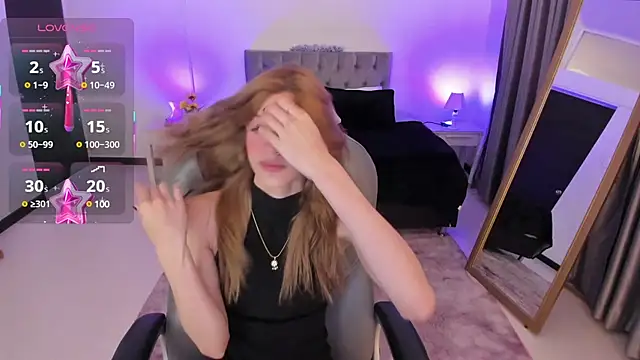 Nora Vennucci online show from 03.22.25