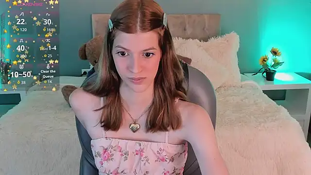 Nora Vennucci online show from 10.09.25