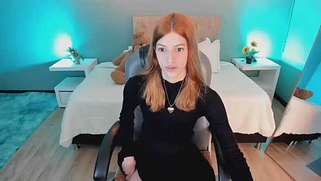 Nora Vennucci online show from 11.11.25