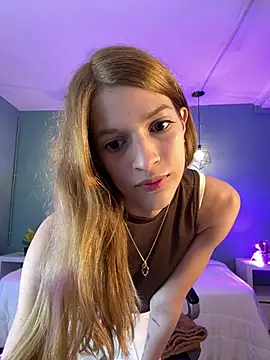 Nora Vennucci online show from 04.11.26