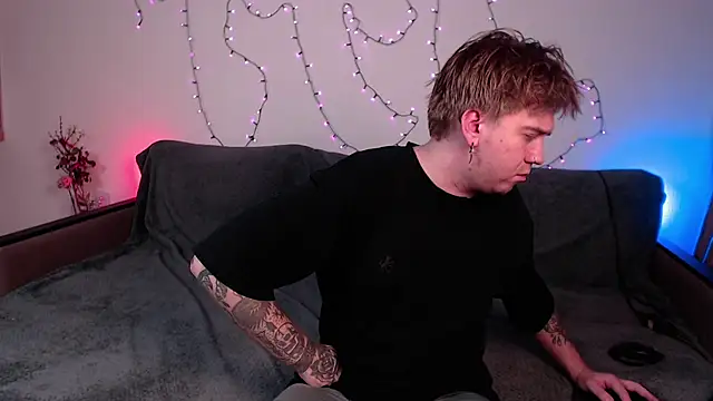 lust beyond online show from 04.11.26