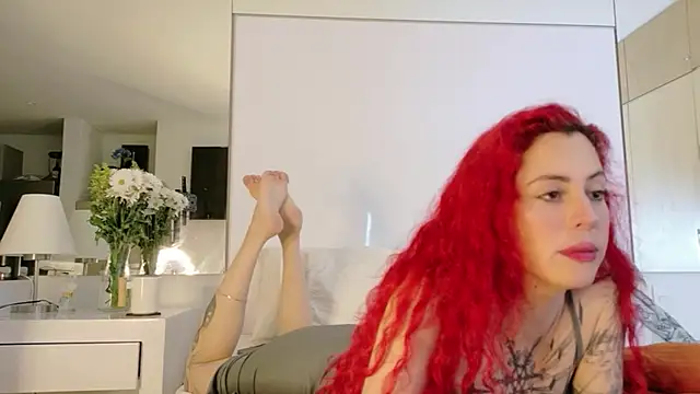 Borbala Iggy online show from 11.16.25