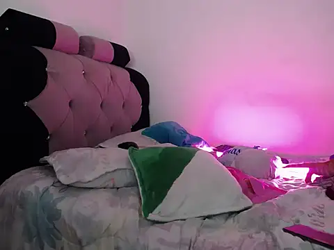 Pussycat 9999 online show from 02.14.25