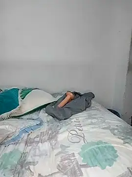 Pussycat 9999 online show from 03.17.25