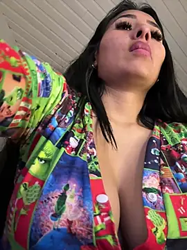 Anily Lovely online show from 01.21.25