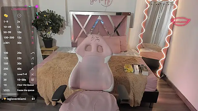Daphnne tay online show from 01.31.25