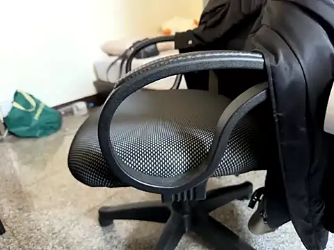 Ryan67533 online show from 01.25.25