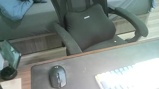 Ryan67533 online show from 10.31.25