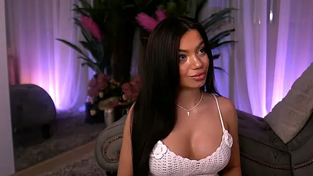 EsmeeLuv online show from 03.11.25