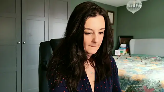 Snapshot of flatwhite0 chatting on 02.18.26 flatwhite0 online show from 02.18.26