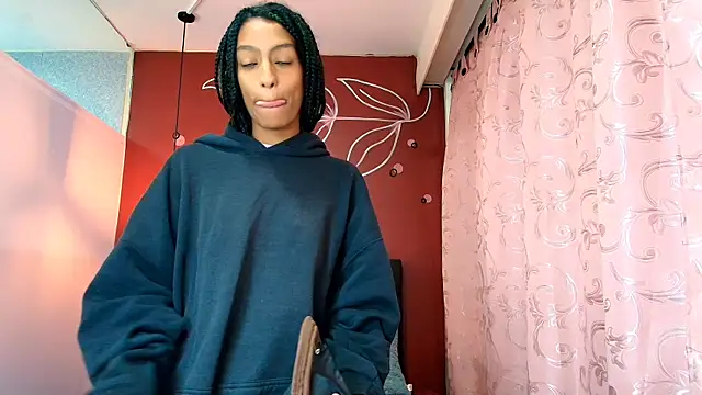 Zia Green online show from 12.30.24