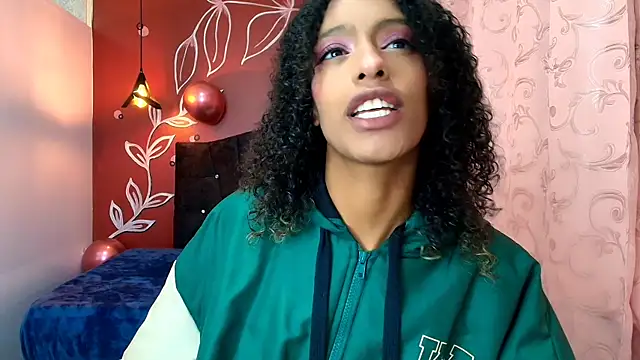 Zia Green online show from 02.01.25