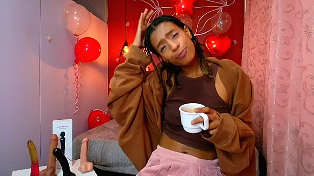 Zia Green online show from 02.15.25