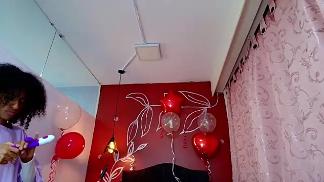 Zia Green online show from 02.19.25