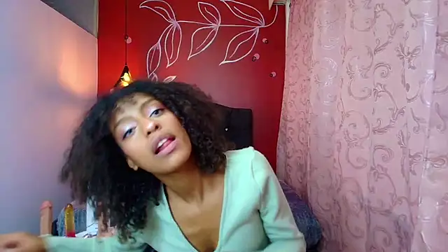 Zia Green online show from 02.27.25