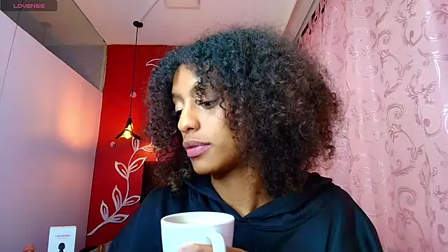 Zia Green online show from 03.05.25