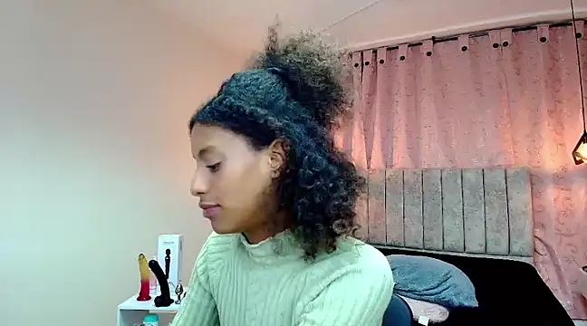 Zia Green online show from 03.09.25