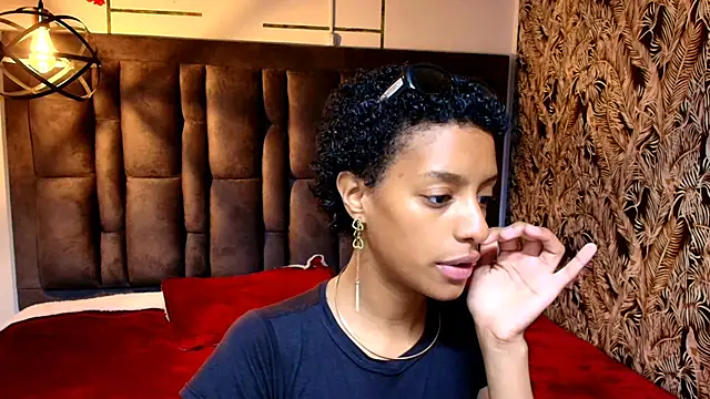 Snapshot of Zia_Green chatting on 05.07.26 Zia Green online show from 05.07.26