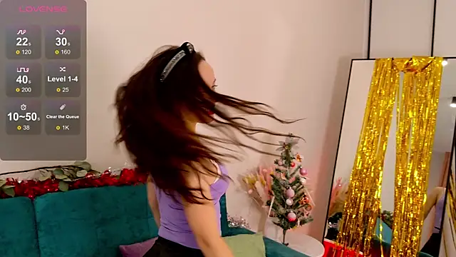 Snapshot of Sabrina_Lavv chatting on 12.27.24 Sabrina Lavv online show from 12.27.24