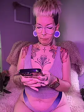 GoldieBakeman online show from 02.15.26