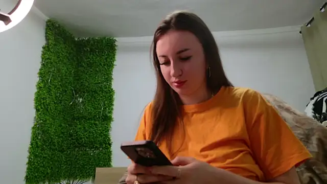 Lorennameliyy online show from 02.09.25