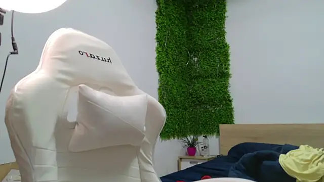 Lorennameliyy online show from 03.22.25